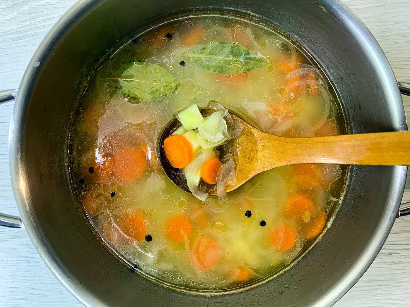 Уха из семги в домашних условиях - вкусная и сытная
