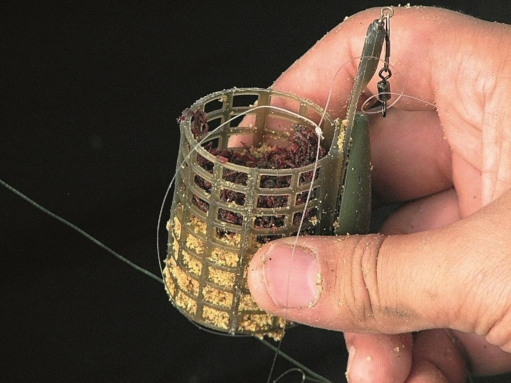Как сделать кормушку для рыбалки своими руками? - суперулов - интернет-портал о рыбалке