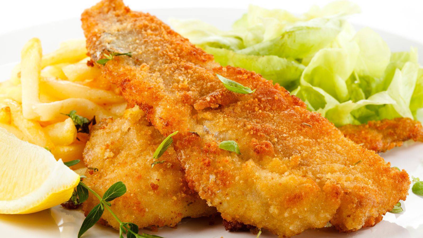 Как быстро и вкусно пожарить морского окуня на сковороде