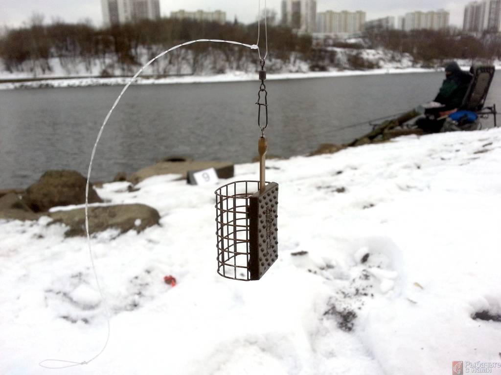 Оснастка зимнего фидера для ловли со льда