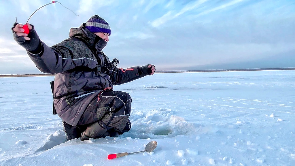 Секреты ловли рыбы зимой, как ловить рыбу зимой