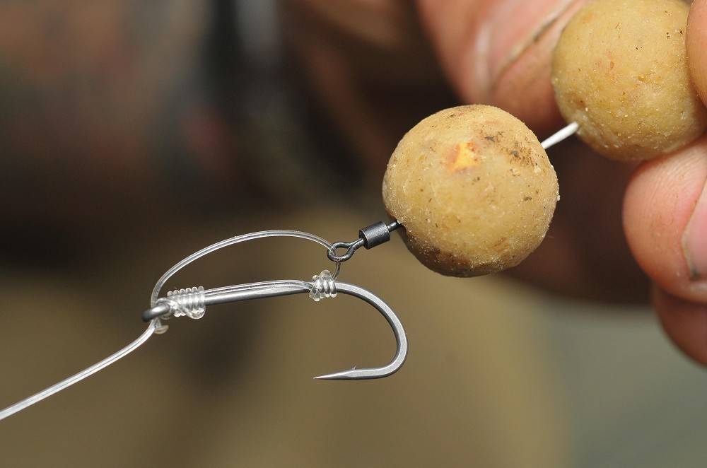 Как правильно ловить рыбу на бойлы и что нужно для их изготовления?