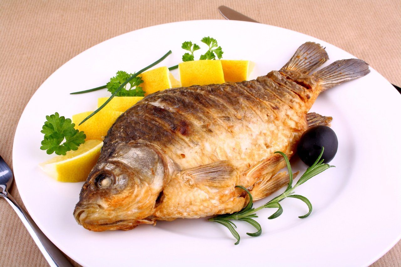 Жареный карп на сковороде – 4 вкусных рецепта приготовления рыбы