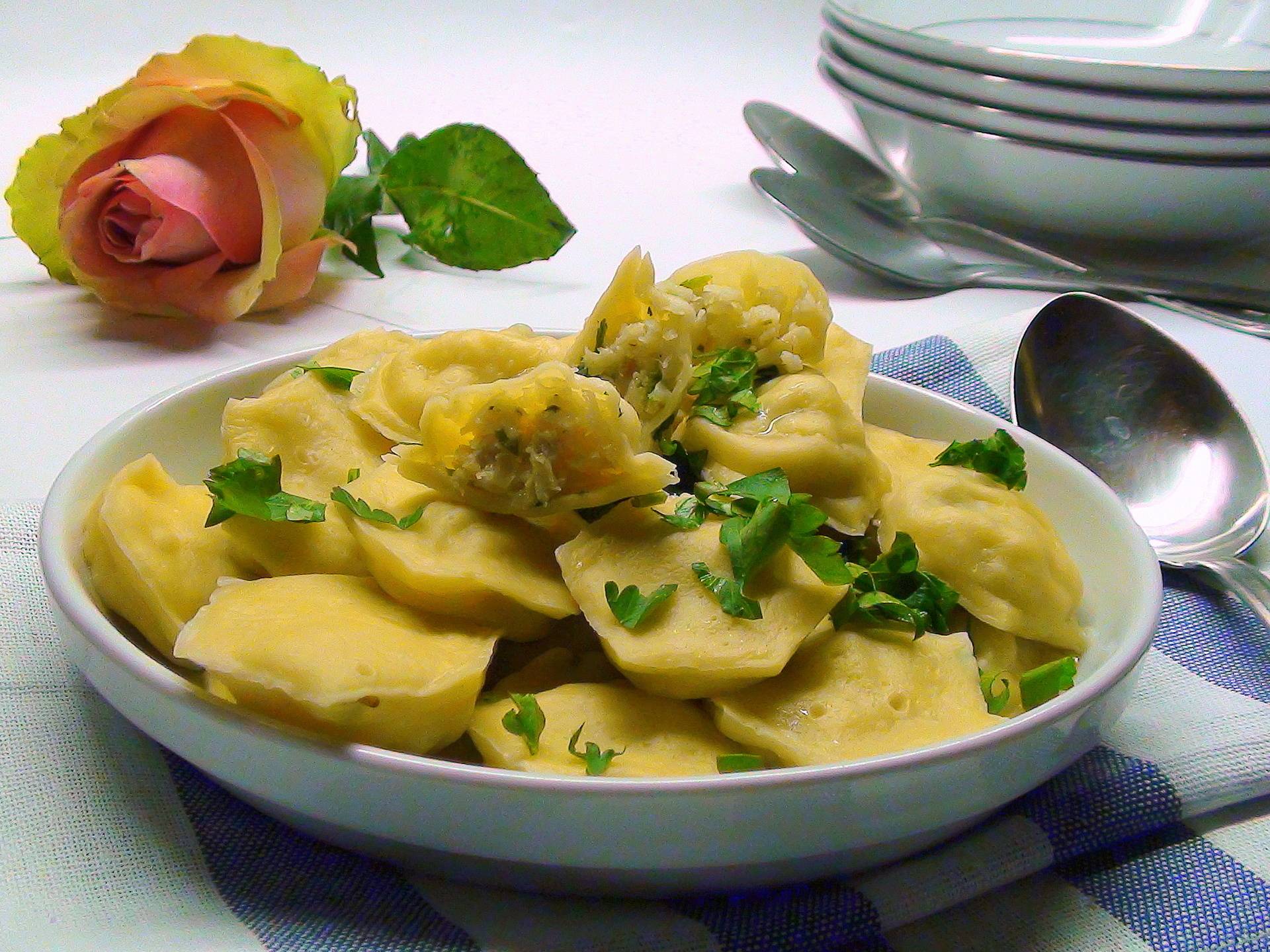Вкусные пельмени из рыбы, классические рецепты с рыбным фаршем