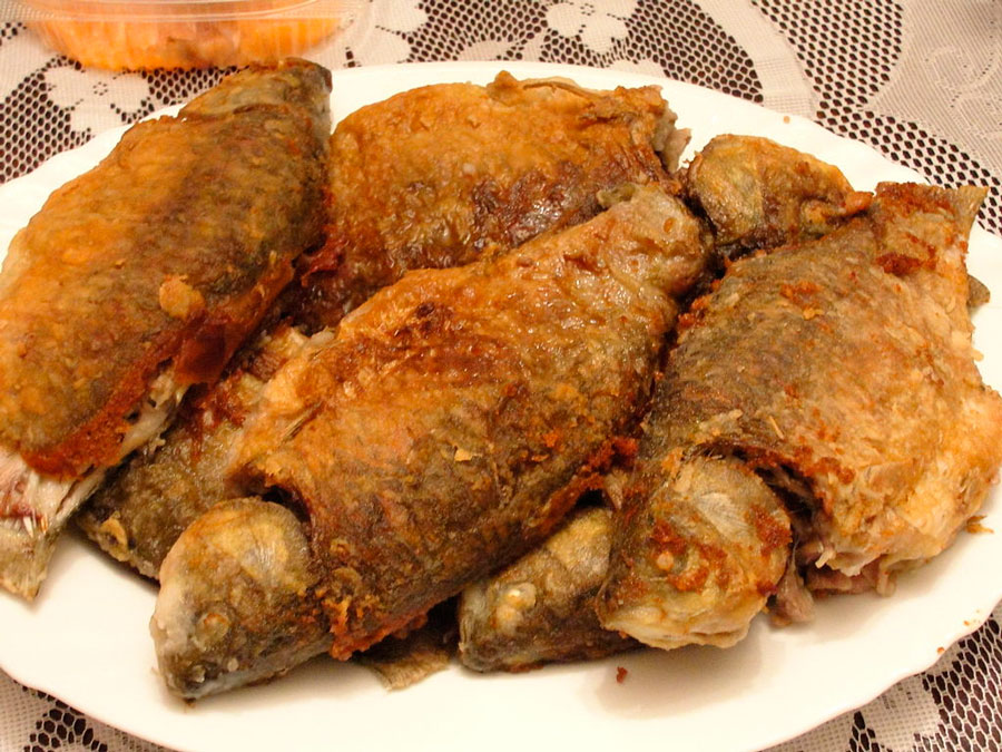Как жарить карасей на сковороде