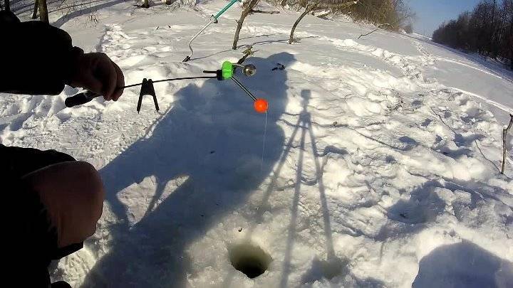 Рыбалка на зимний фидер со льда: оснастка, монтаж своими руками, видео, ловля